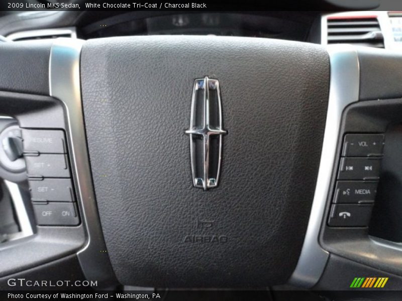 White Chocolate Tri-Coat / Charcoal Black 2009 Lincoln MKS Sedan
