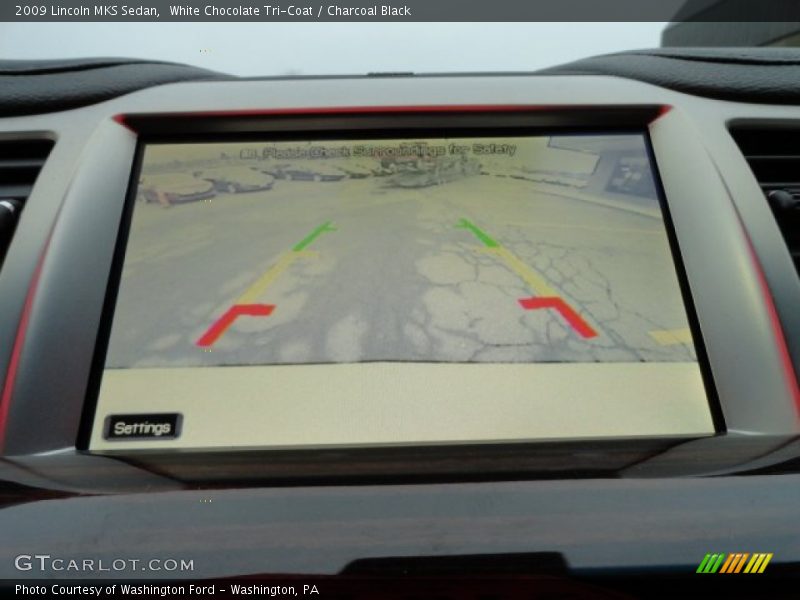 White Chocolate Tri-Coat / Charcoal Black 2009 Lincoln MKS Sedan