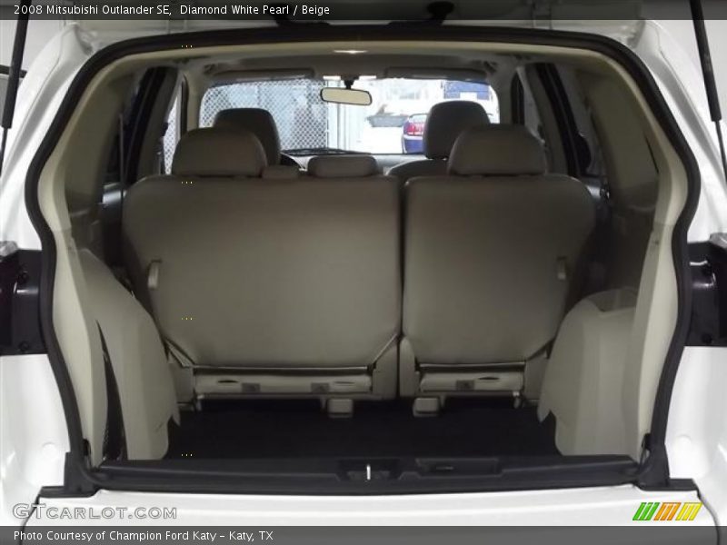 Diamond White Pearl / Beige 2008 Mitsubishi Outlander SE