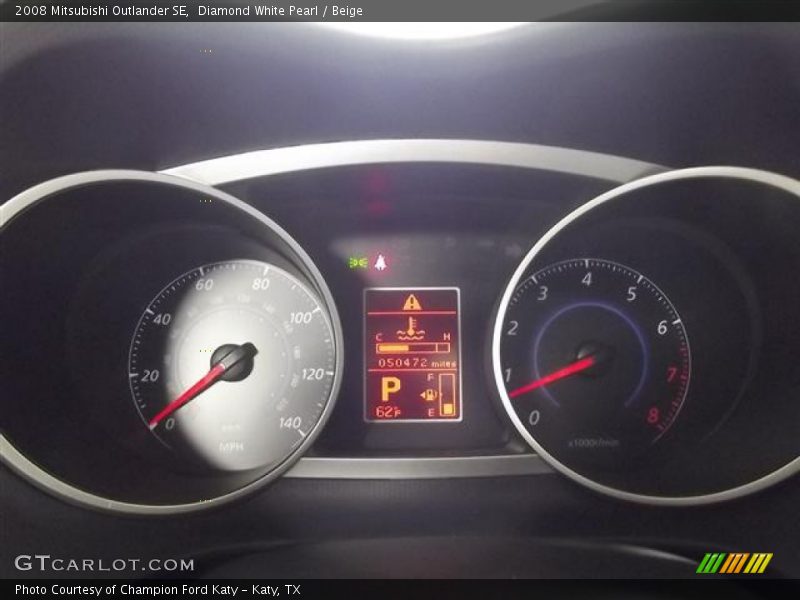 Diamond White Pearl / Beige 2008 Mitsubishi Outlander SE