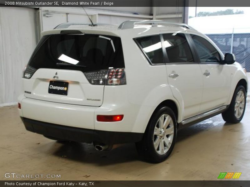 Diamond White Pearl / Beige 2008 Mitsubishi Outlander SE