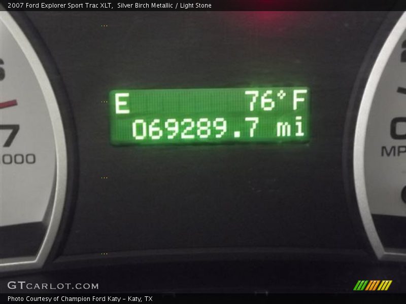 Silver Birch Metallic / Light Stone 2007 Ford Explorer Sport Trac XLT