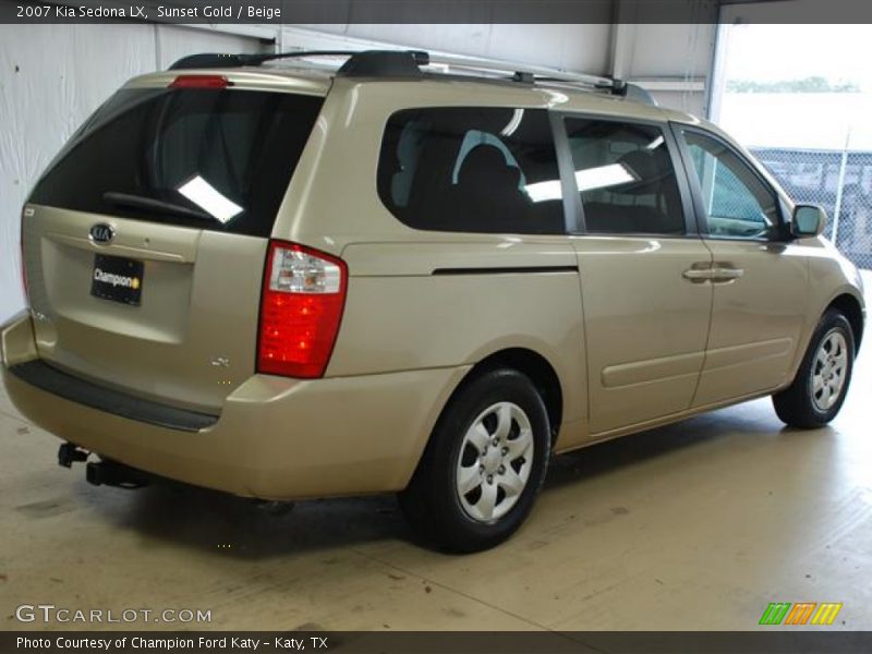 Sunset Gold / Beige 2007 Kia Sedona LX