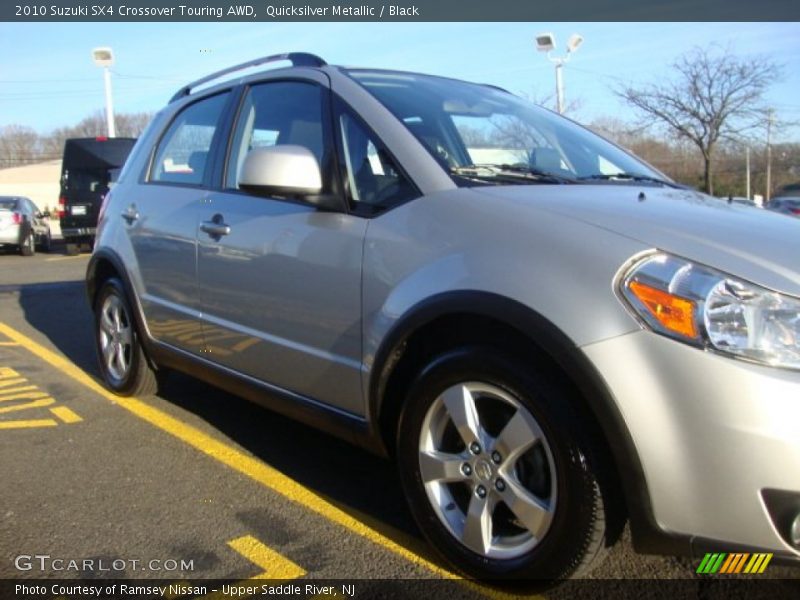 Quicksilver Metallic / Black 2010 Suzuki SX4 Crossover Touring AWD