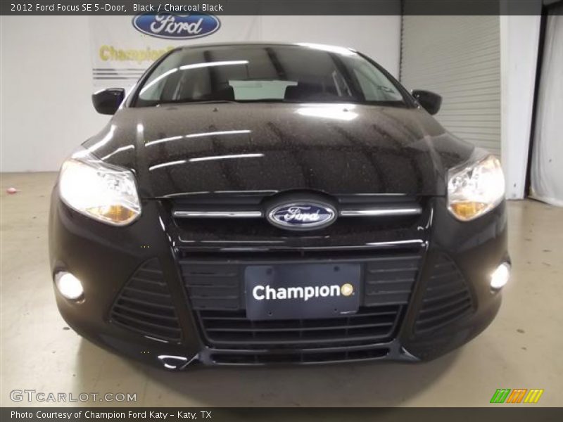 Black / Charcoal Black 2012 Ford Focus SE 5-Door