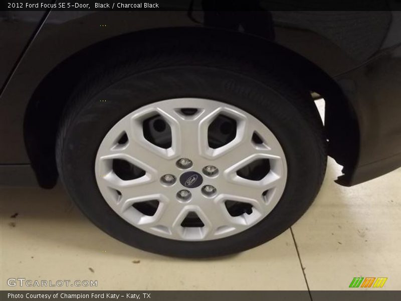 Black / Charcoal Black 2012 Ford Focus SE 5-Door
