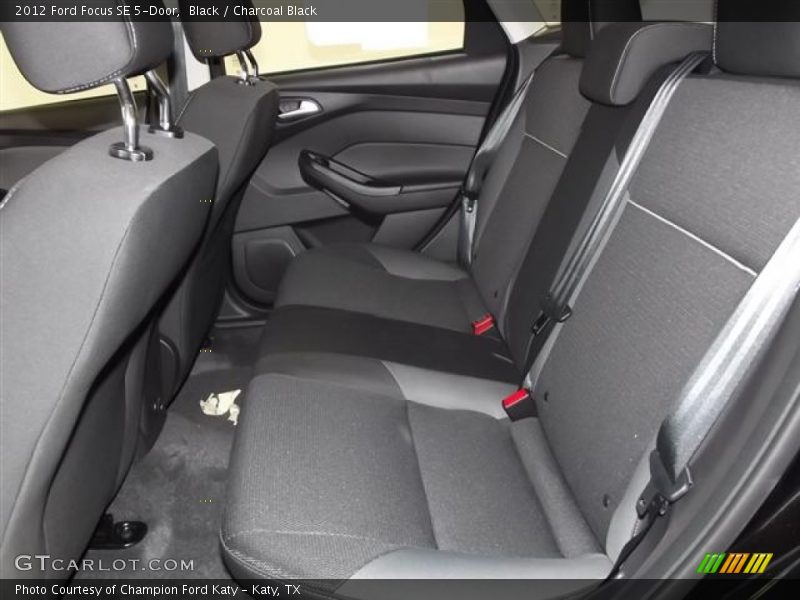  2012 Focus SE 5-Door Charcoal Black Interior