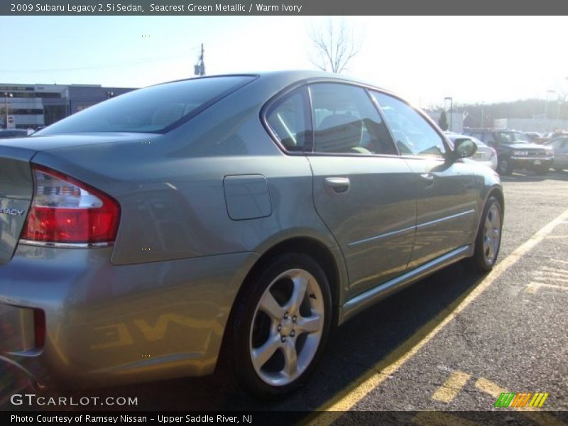 Seacrest Green Metallic / Warm Ivory 2009 Subaru Legacy 2.5i Sedan