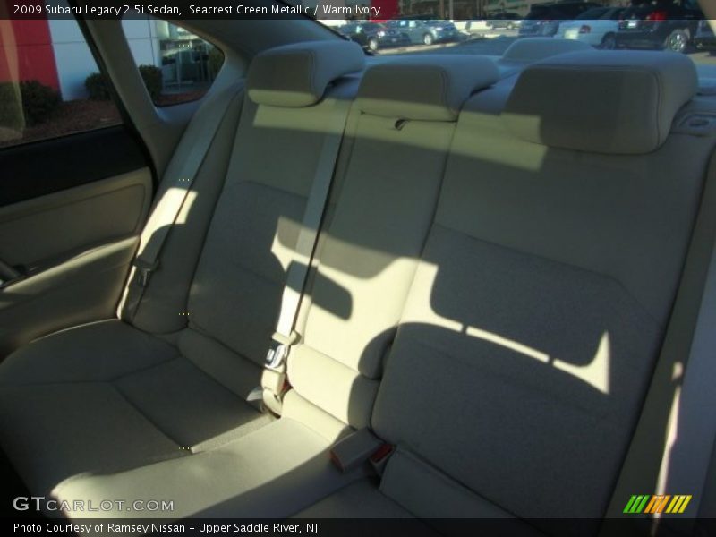 Seacrest Green Metallic / Warm Ivory 2009 Subaru Legacy 2.5i Sedan