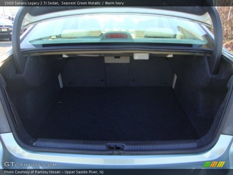 Seacrest Green Metallic / Warm Ivory 2009 Subaru Legacy 2.5i Sedan
