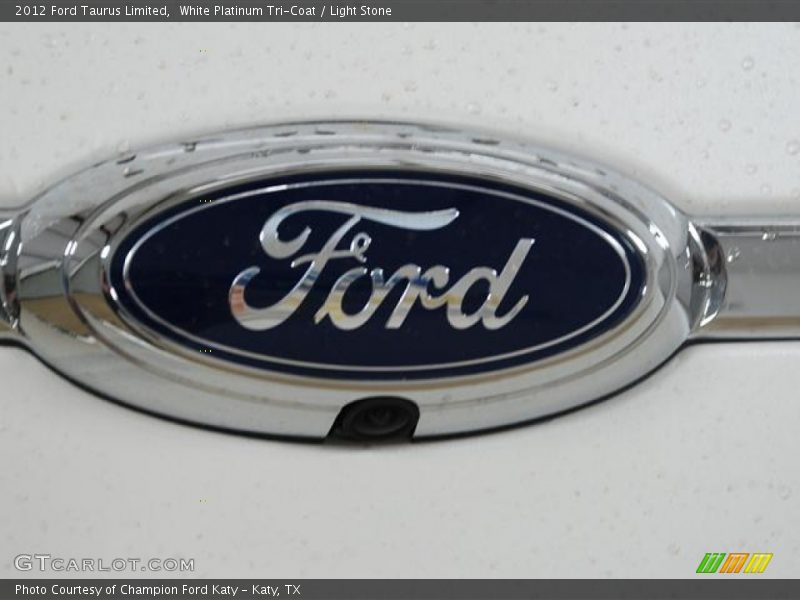 White Platinum Tri-Coat / Light Stone 2012 Ford Taurus Limited