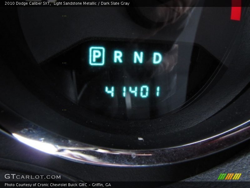 Light Sandstone Metallic / Dark Slate Gray 2010 Dodge Caliber SXT
