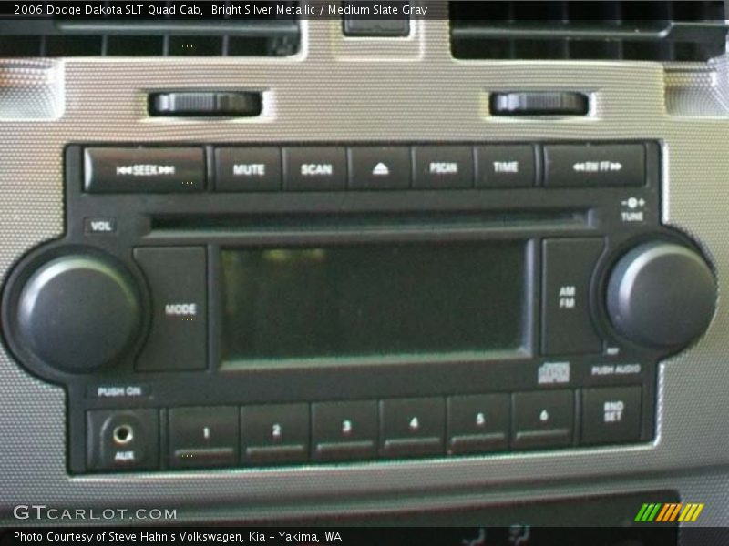 Bright Silver Metallic / Medium Slate Gray 2006 Dodge Dakota SLT Quad Cab