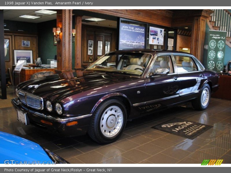 Front 3/4 View of 1998 XJ Vanden Plas