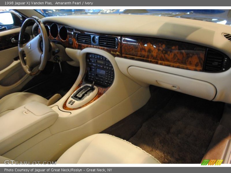 Dashboard of 1998 XJ Vanden Plas