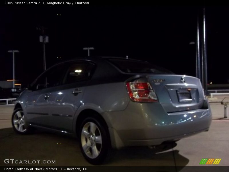 Magnetic Gray / Charcoal 2009 Nissan Sentra 2.0