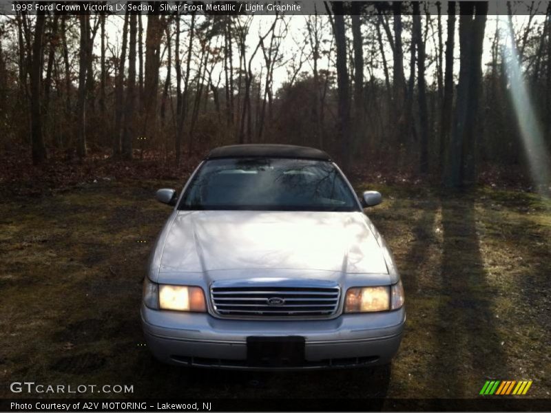 Silver Frost Metallic / Light Graphite 1998 Ford Crown Victoria LX Sedan