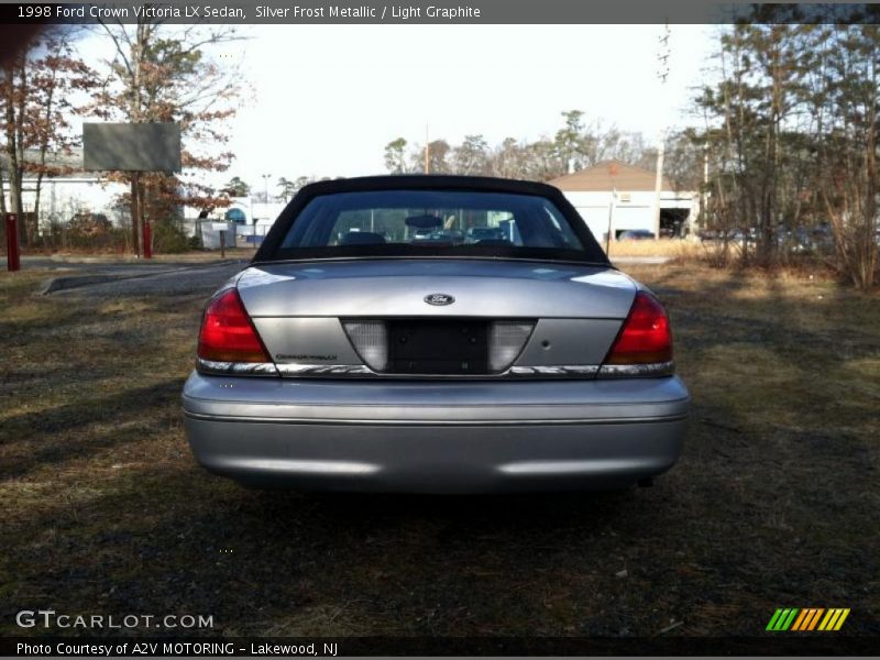 Silver Frost Metallic / Light Graphite 1998 Ford Crown Victoria LX Sedan