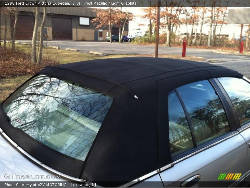 Silver Frost Metallic / Light Graphite 1998 Ford Crown Victoria LX Sedan