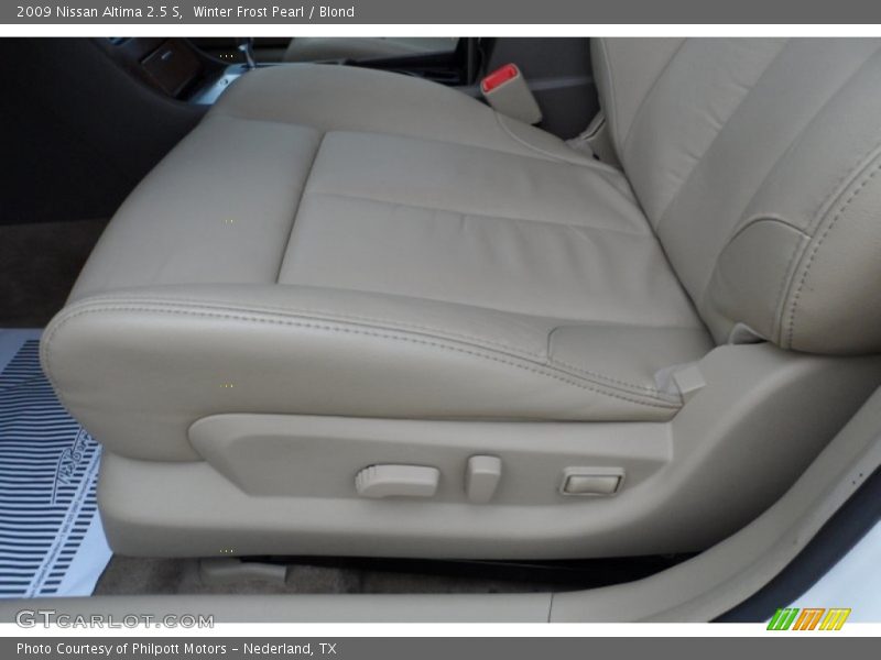 Winter Frost Pearl / Blond 2009 Nissan Altima 2.5 S