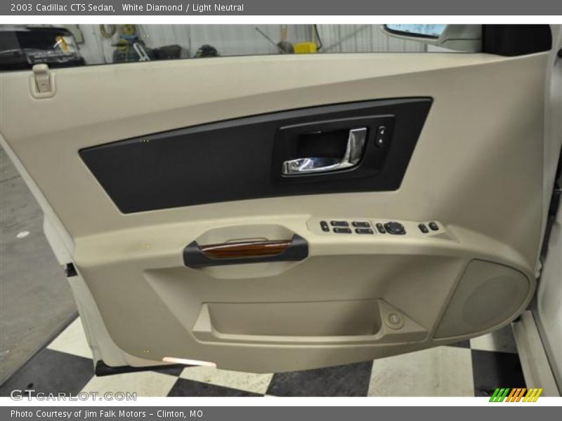 White Diamond / Light Neutral 2003 Cadillac CTS Sedan