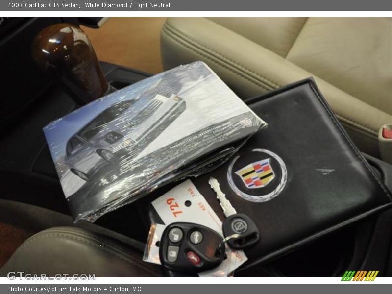 White Diamond / Light Neutral 2003 Cadillac CTS Sedan