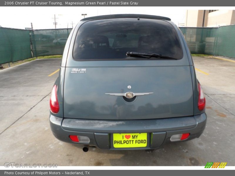 Magnesium Green Pearl / Pastel Slate Gray 2006 Chrysler PT Cruiser Touring