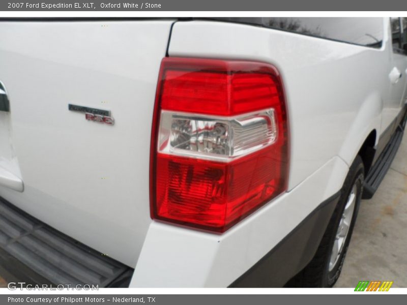Oxford White / Stone 2007 Ford Expedition EL XLT