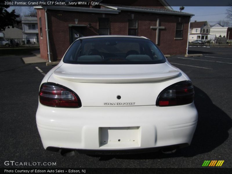 Ivory White / Gray 2002 Pontiac Grand Prix GTP Sedan