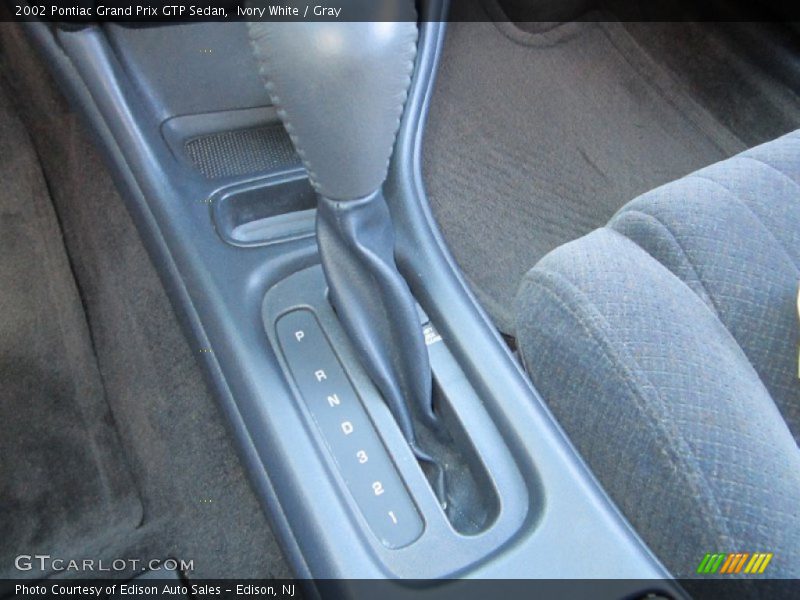 Ivory White / Gray 2002 Pontiac Grand Prix GTP Sedan