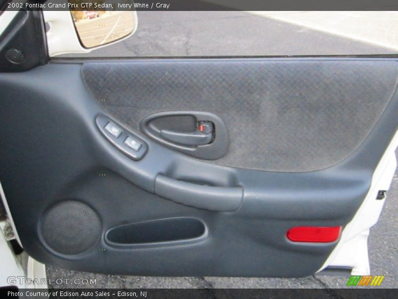 Ivory White / Gray 2002 Pontiac Grand Prix GTP Sedan