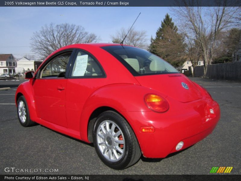Tornado Red / Cream Beige 2005 Volkswagen New Beetle GLS Coupe