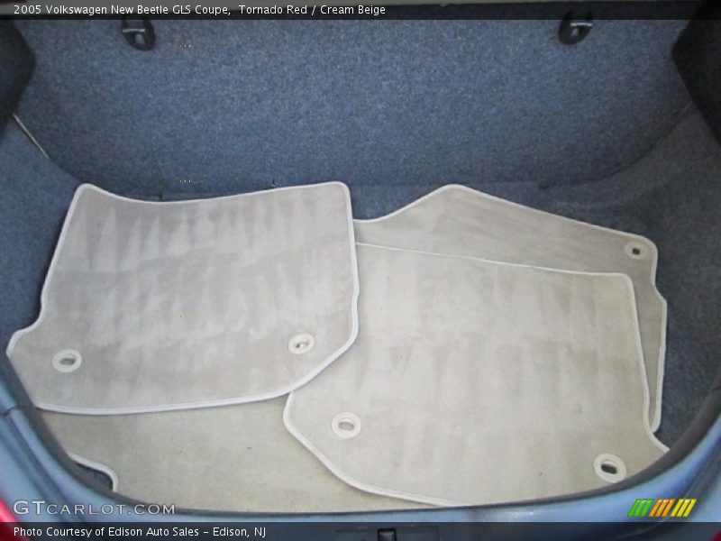  2005 New Beetle GLS Coupe Trunk