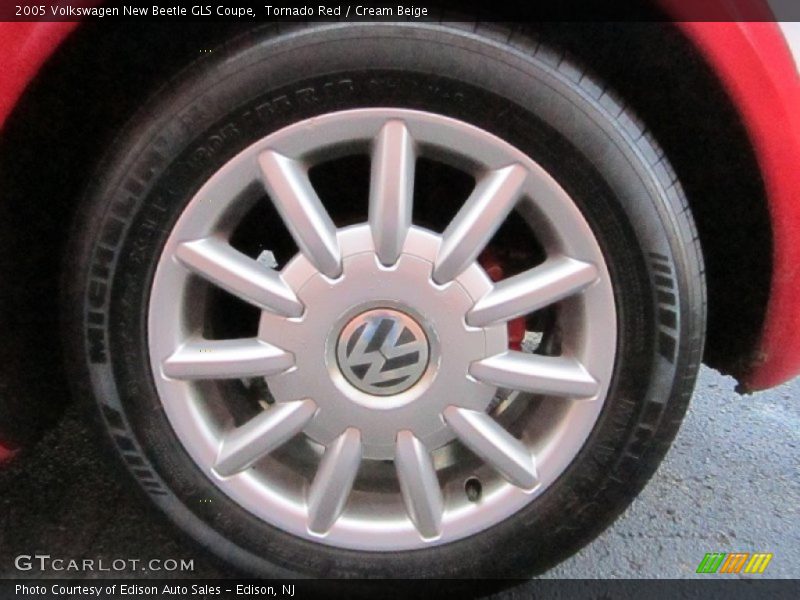  2005 New Beetle GLS Coupe Wheel