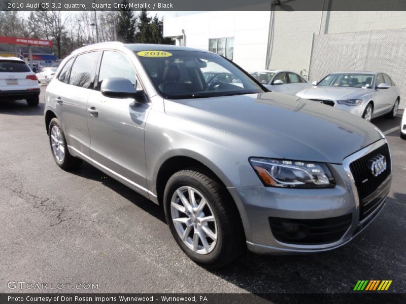 Quartz Grey Metallic / Black 2010 Audi Q5 3.2 quattro