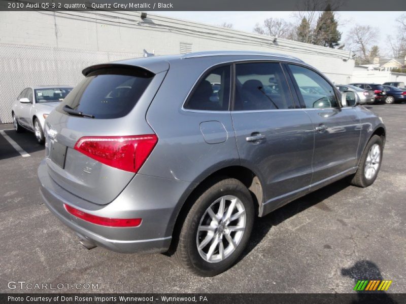 Quartz Grey Metallic / Black 2010 Audi Q5 3.2 quattro