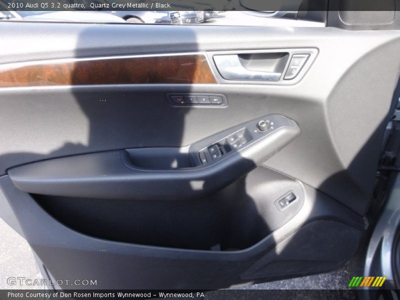 Quartz Grey Metallic / Black 2010 Audi Q5 3.2 quattro