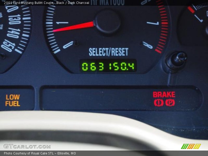 Black / Dark Charcoal 2001 Ford Mustang Bullitt Coupe