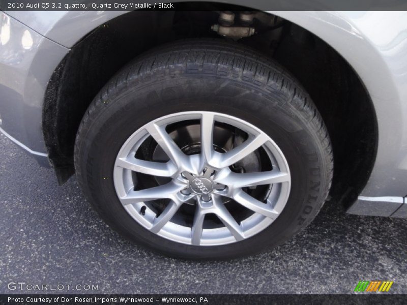 Quartz Grey Metallic / Black 2010 Audi Q5 3.2 quattro