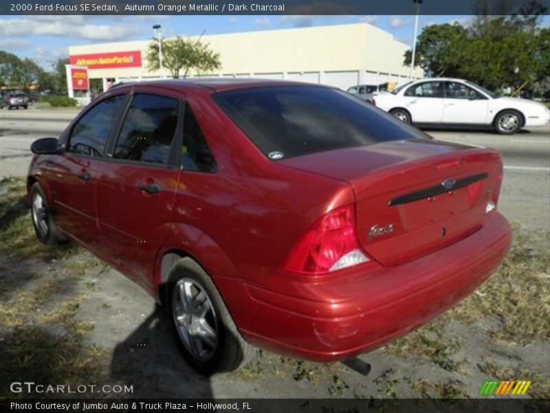 Autumn Orange Metallic / Dark Charcoal 2000 Ford Focus SE Sedan