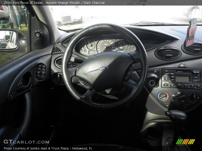 Autumn Orange Metallic / Dark Charcoal 2000 Ford Focus SE Sedan