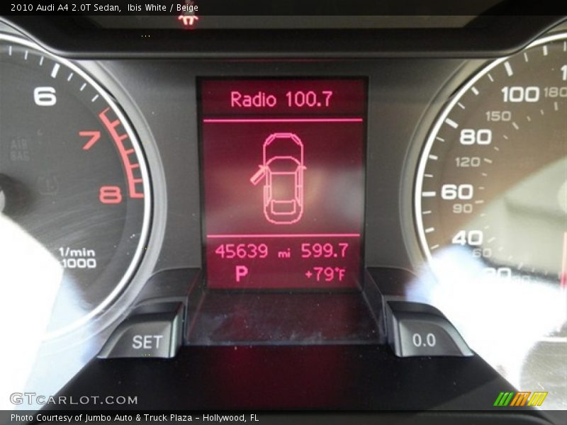 Ibis White / Beige 2010 Audi A4 2.0T Sedan