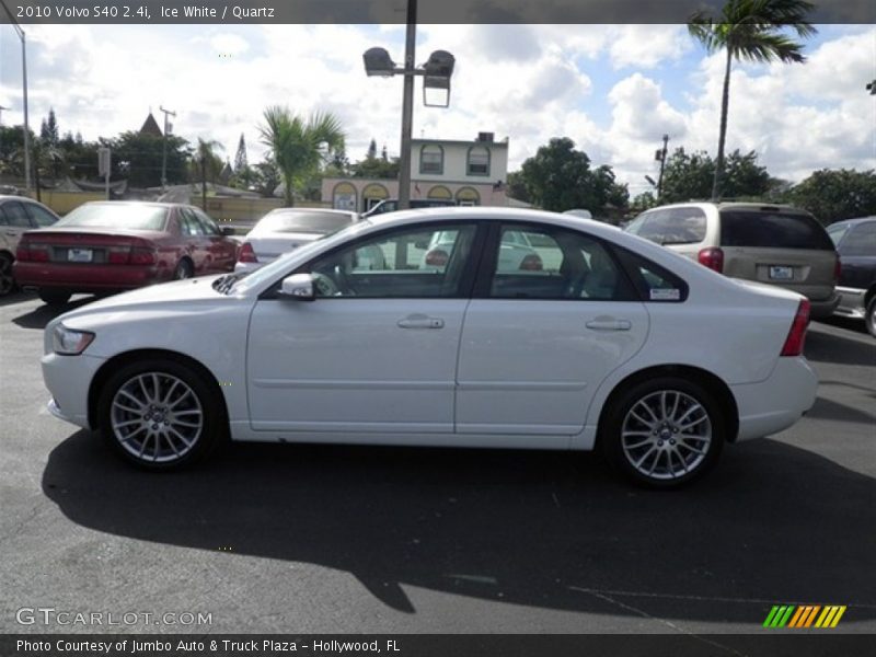 Ice White / Quartz 2010 Volvo S40 2.4i