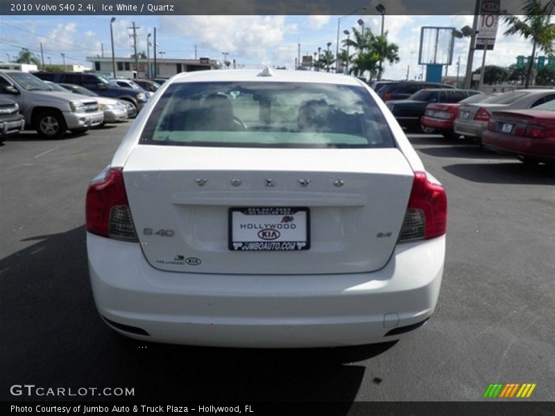Ice White / Quartz 2010 Volvo S40 2.4i