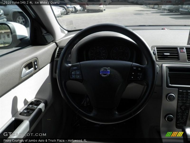 Ice White / Quartz 2010 Volvo S40 2.4i