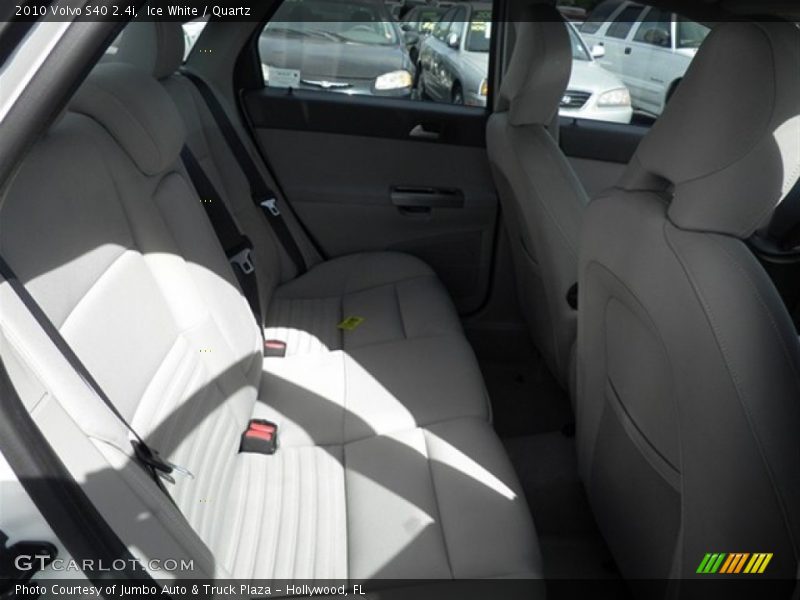 Ice White / Quartz 2010 Volvo S40 2.4i