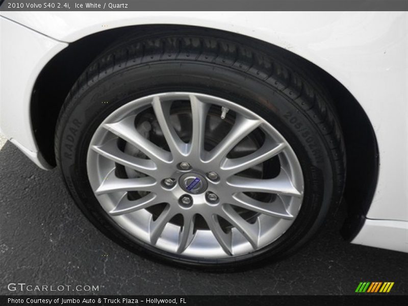 Ice White / Quartz 2010 Volvo S40 2.4i