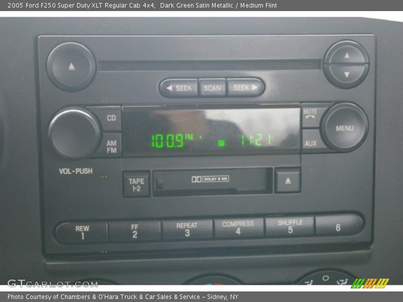 Dark Green Satin Metallic / Medium Flint 2005 Ford F250 Super Duty XLT Regular Cab 4x4