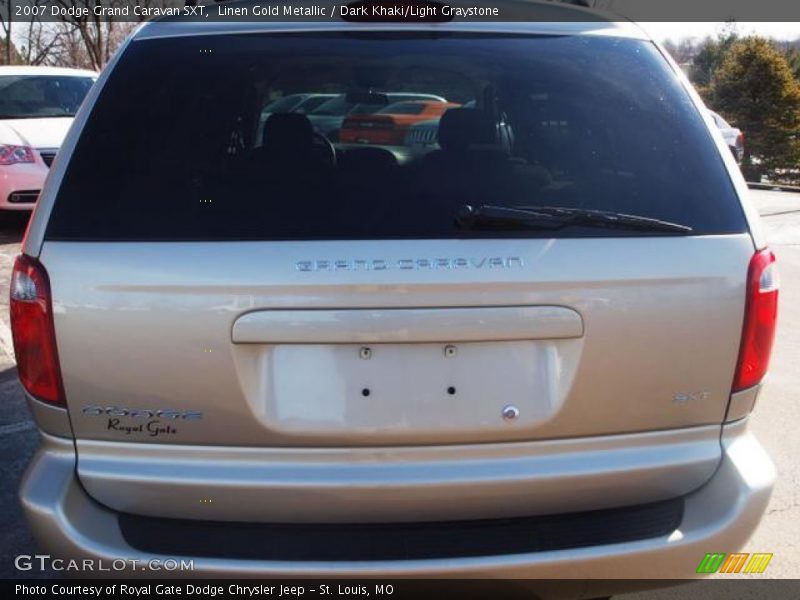 Linen Gold Metallic / Dark Khaki/Light Graystone 2007 Dodge Grand Caravan SXT