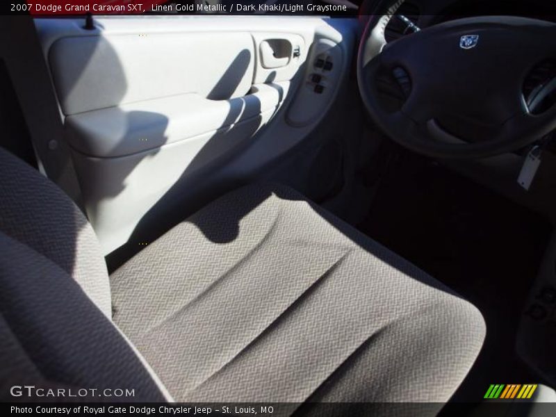 Linen Gold Metallic / Dark Khaki/Light Graystone 2007 Dodge Grand Caravan SXT